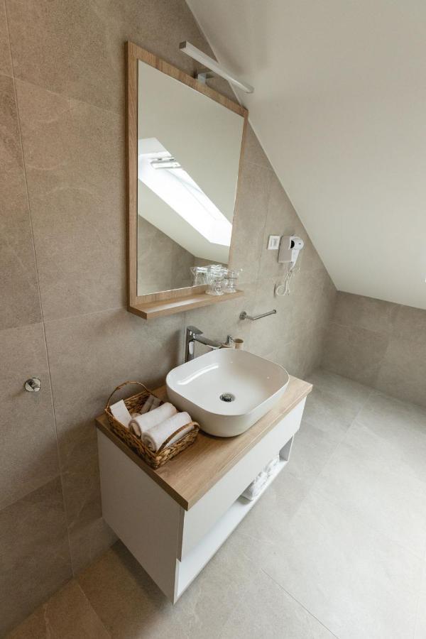 Rooms & Apartment Perak Kutjevo المظهر الخارجي الصورة