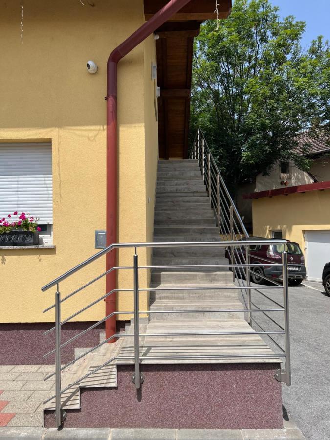 Rooms & Apartment Perak Kutjevo المظهر الخارجي الصورة